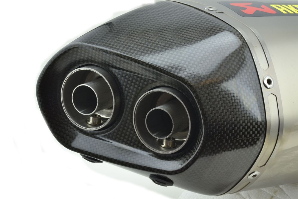 MARMITTA OMOLOGATA INOX AKRAPOVIC