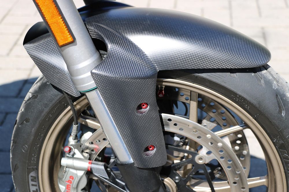 CNC RACING GARDE BOUE AVANT CARBONE MAT POUR DUCATI MULTISTRADA